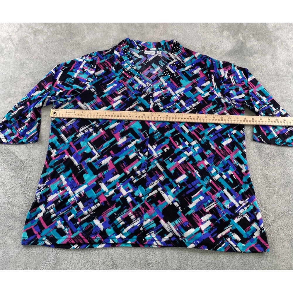 Kim Rogers Woman 2X Abstract Geometric Rhinestone V-Neck 3/4 Sleeve Top - Picture 4 of 9